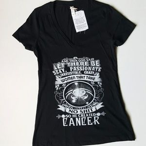 Zodiac 'Cancer' Graphic Tee